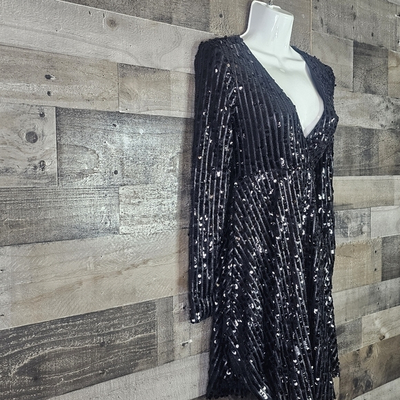 Club L London wrap front sequin skater dress in black | Size 2 (XS) - Picture 6 of 14